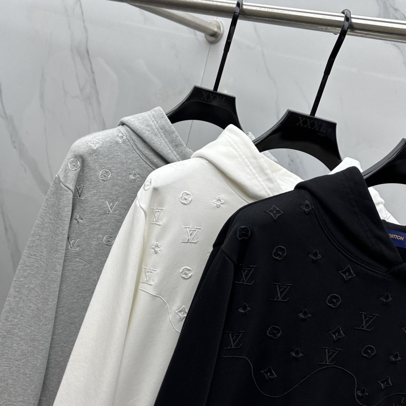 l0vis Vvtt0n hoodies